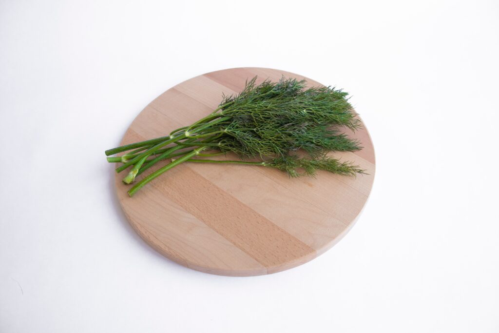 Easy ways to freeze dill