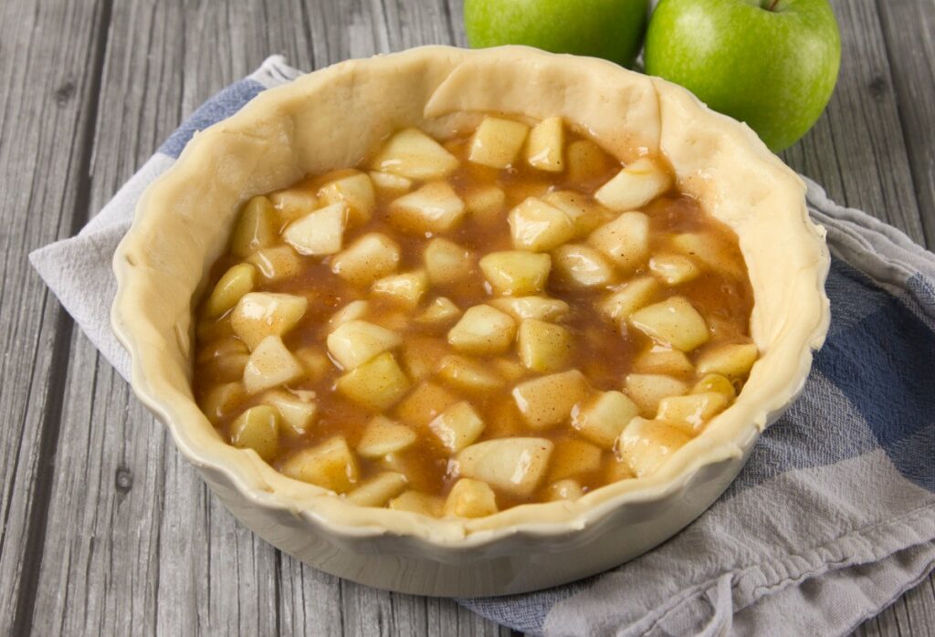 Is It Better To Freeze Uncooked Or Cooked Apple Pie