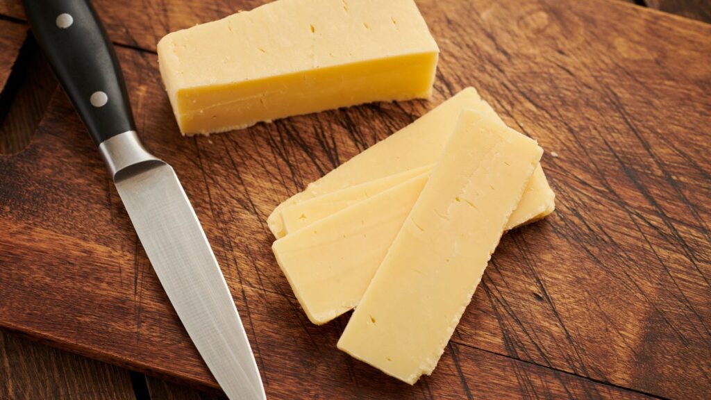 How Long To Freeze Cheddar Cheese